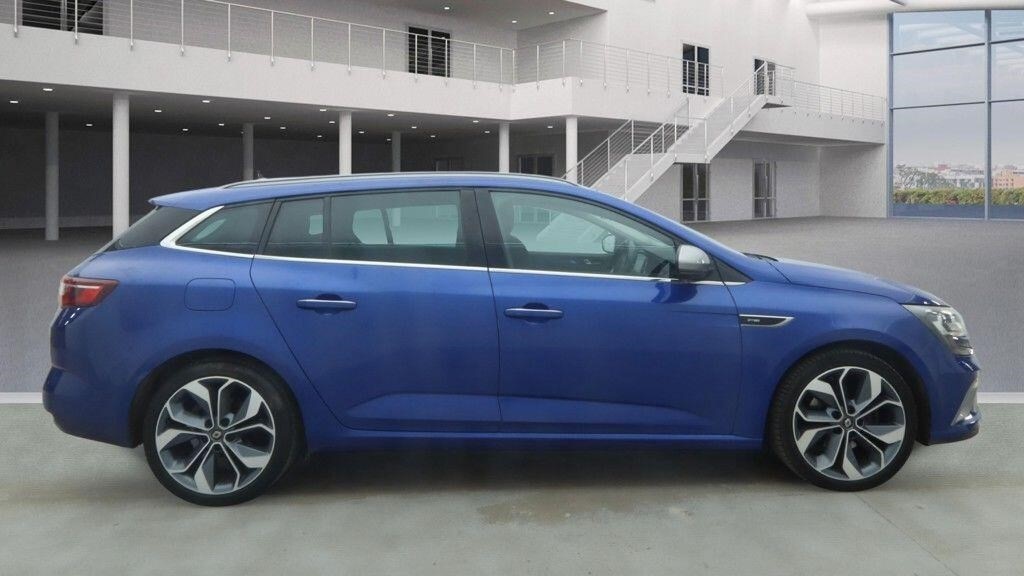 Used Renault Megane 2017 for sale - 77897252: Photo 4