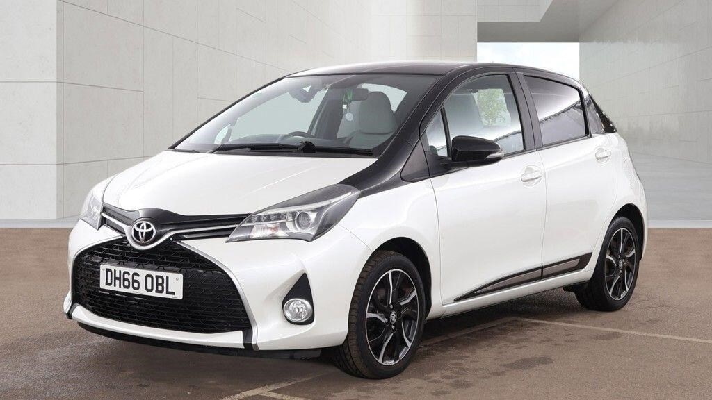Used Toyota Yaris 2017 for sale - 78061561: Photo 2