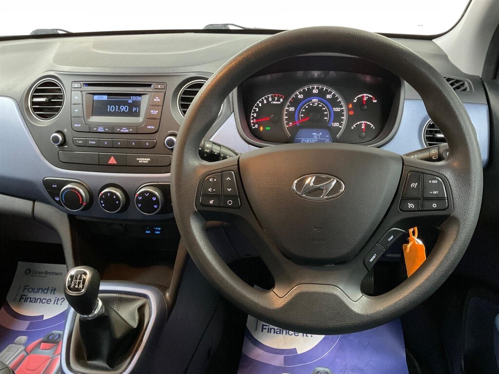 Used Hyundai i10 2016 for sale - 77592486: Photo 24