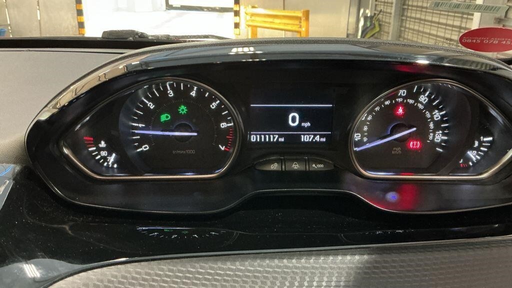 Used Peugeot 2008 2017 for sale - 77165609: Photo 14