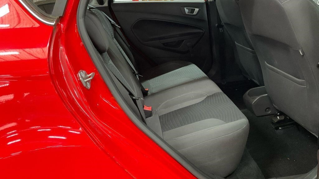 Used Ford Fiesta 2015 for sale - 78061559: Photo 11