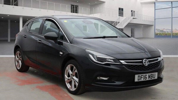 Used Vauxhall Astra 2016 for sale - 76067264: Photo 1
