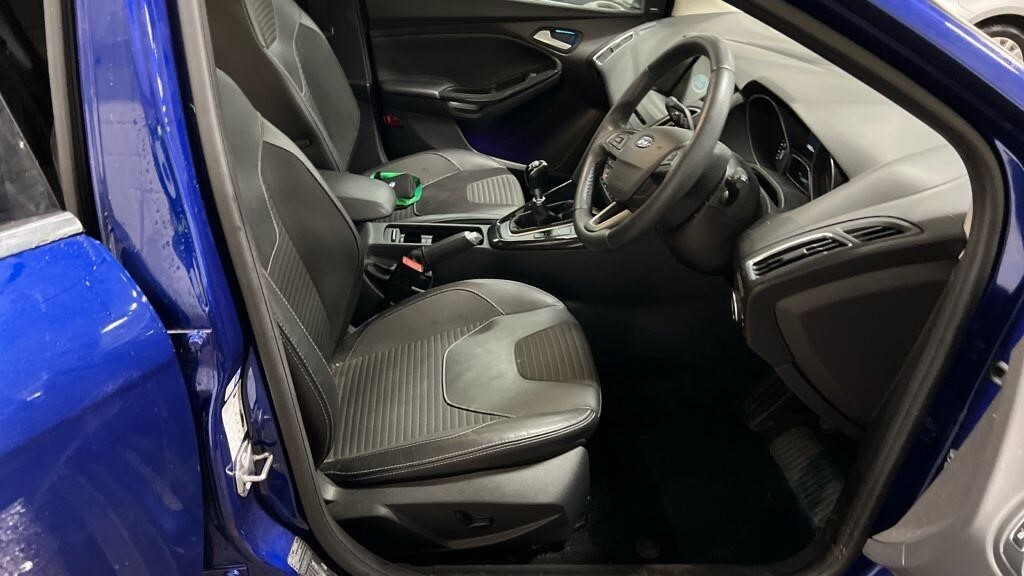 Used Ford Focus 2017 for sale - 76933383: Photo 10