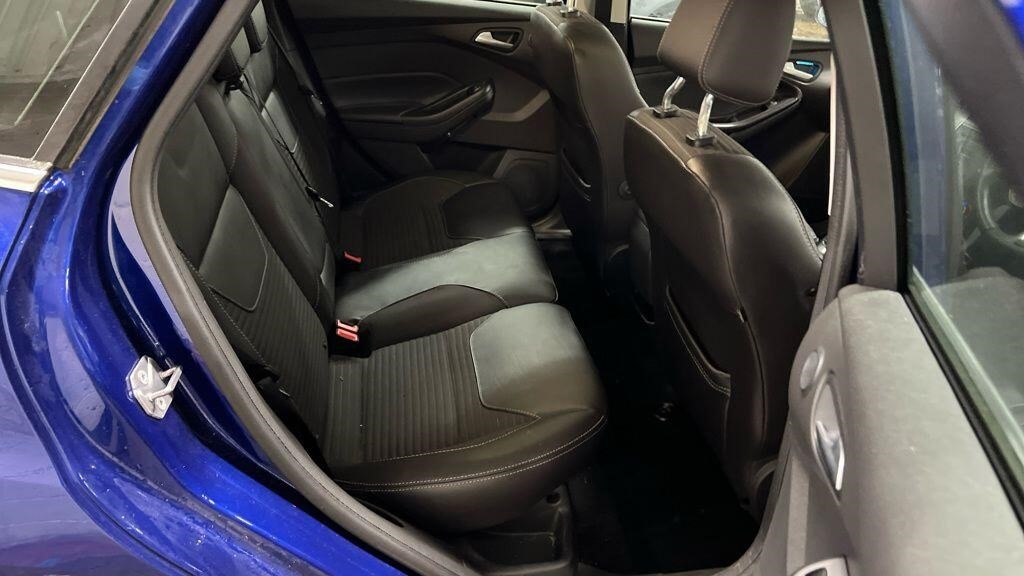 Used Ford Focus 2017 for sale - 76933383: Photo 11