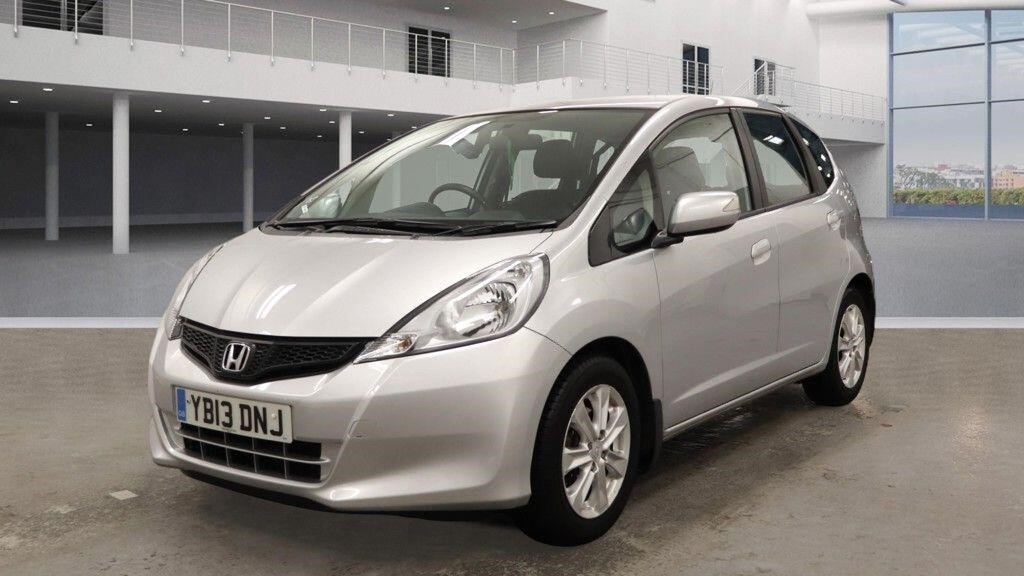 Used Honda Jazz 2013 for sale - 76941138: Photo 2