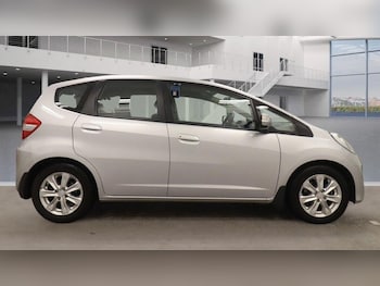 Used Honda Jazz 2013 for sale - 76941138: Photo