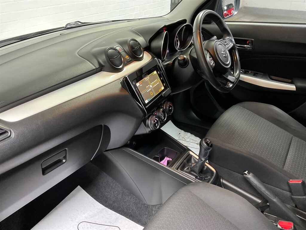 Used Suzuki Swift 2018 for sale - 76534116: Photo 25