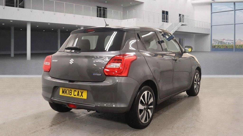 Used Suzuki Swift 2018 for sale - 76534116: Photo 5