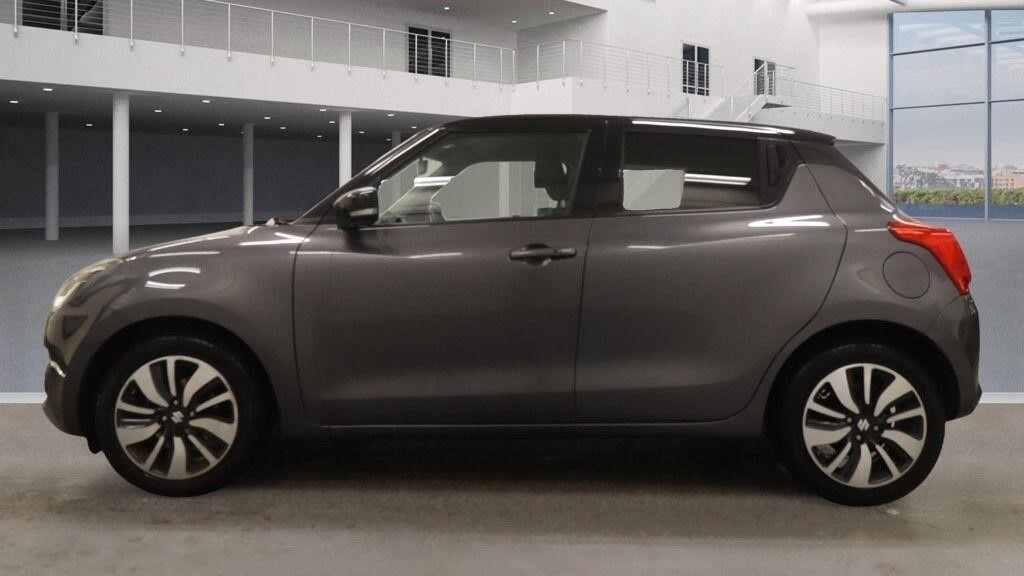 Used Suzuki Swift 2018 for sale - 76534116: Photo 8