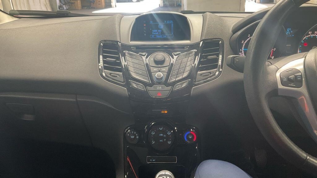 Used Ford Fiesta 2013 for sale - 77981227: Photo 13