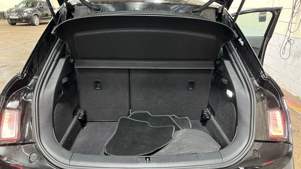 Used Audi A1 2015 for sale - 76861973: Photo 16