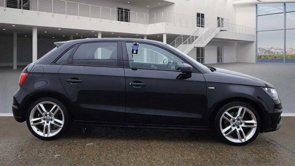 Used Audi A1 2015 for sale - 76861973: Photo 4