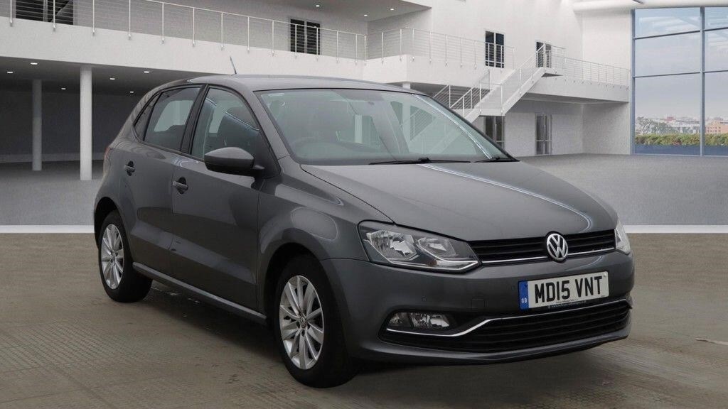 Used Volkswagen Polo 2015 for sale - 77198558: Photo 1