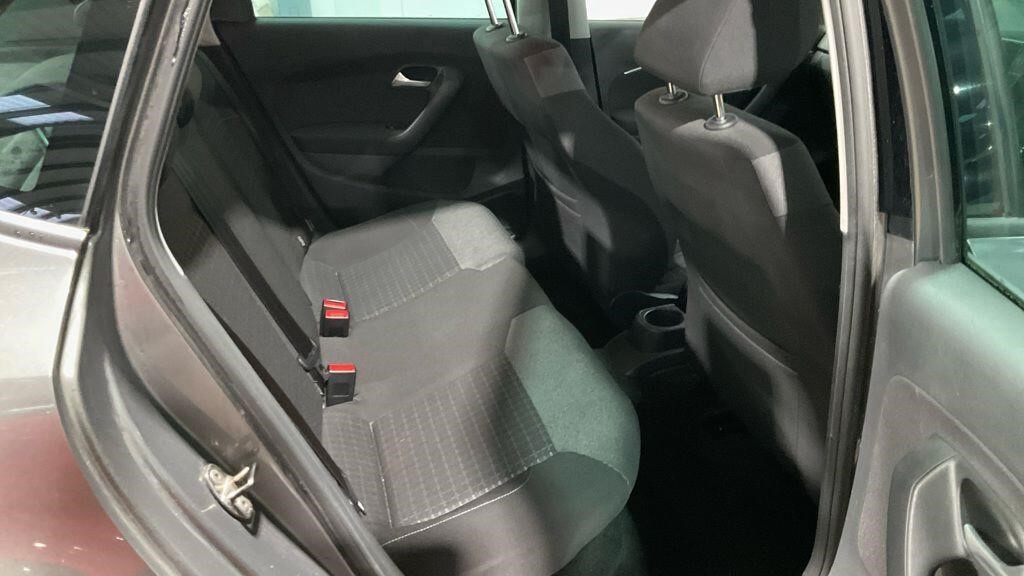 Used Volkswagen Polo 2015 for sale - 77198558: Photo 11