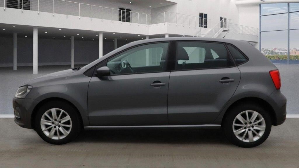 Used Volkswagen Polo 2015 for sale - 77198558: Photo 5