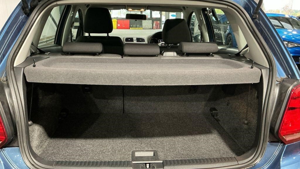 Used Volkswagen Polo 2015 for sale - 76589948: Photo 16