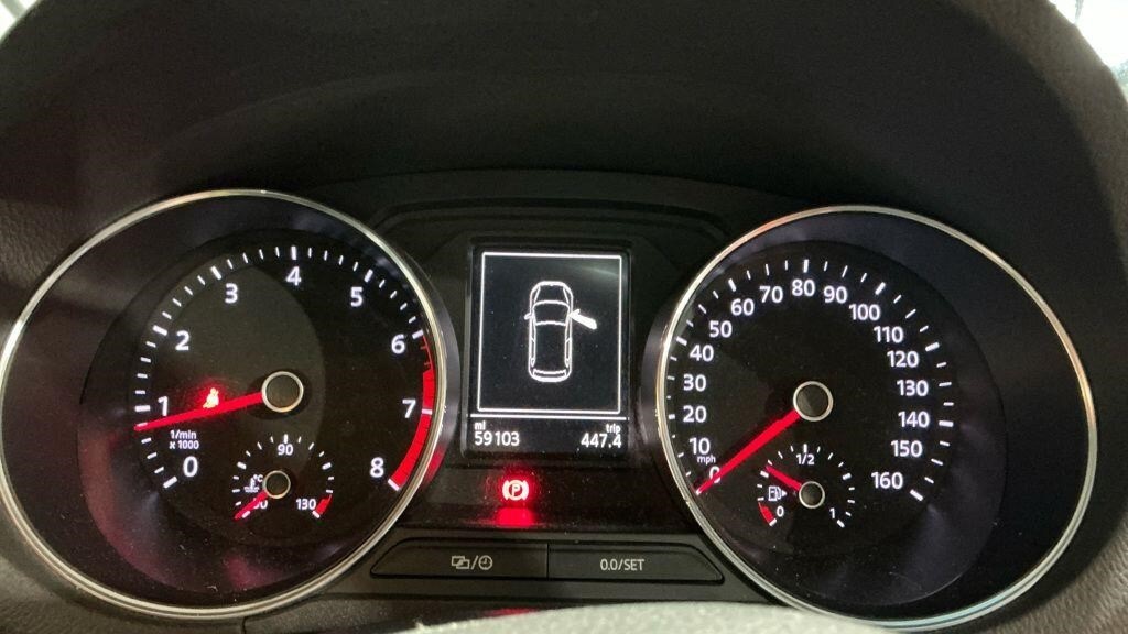 Used Volkswagen Polo 2015 for sale - 76589948: Photo 17