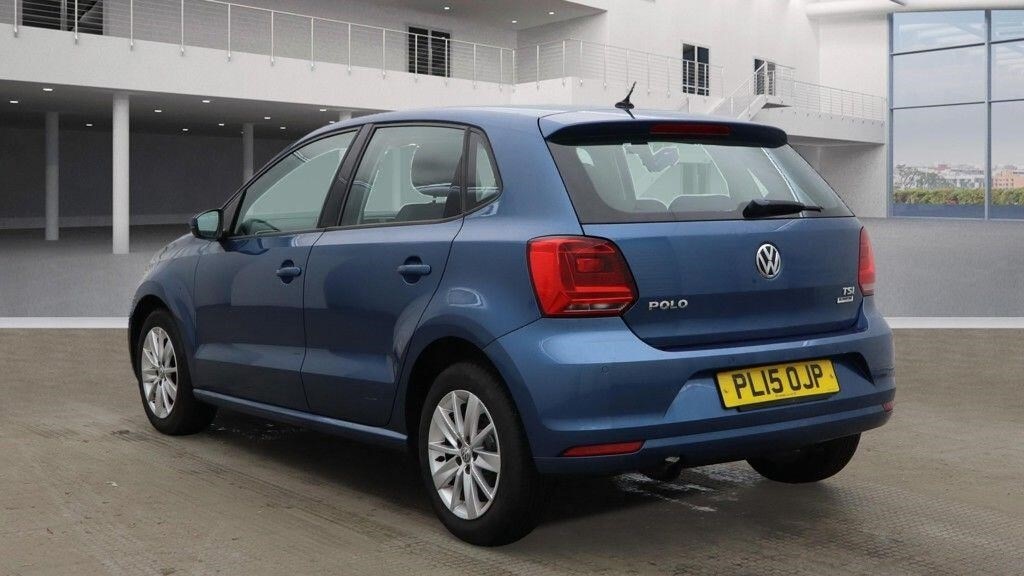 Used Volkswagen Polo 2015 for sale - 76589948: Photo 6