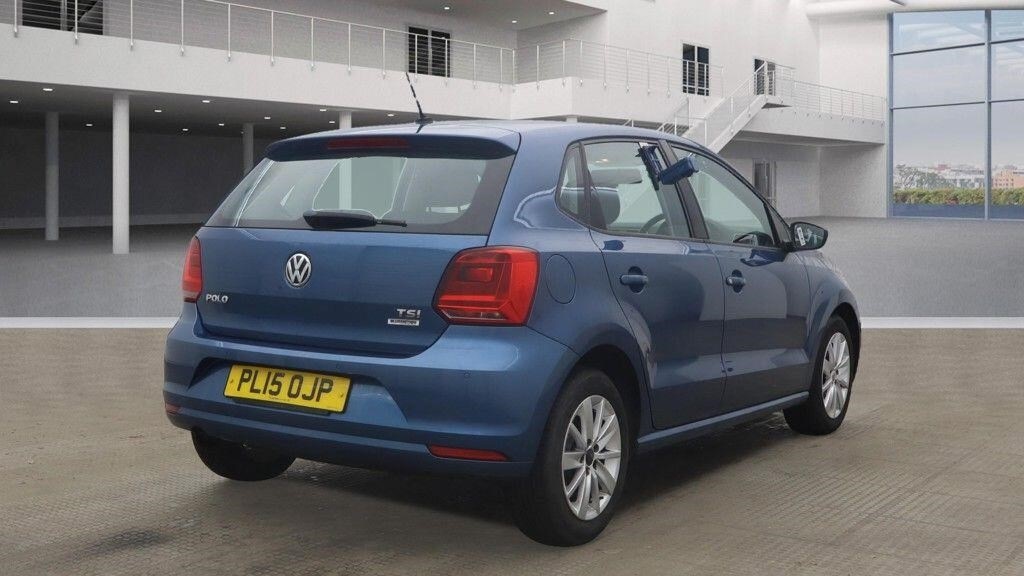 Used Volkswagen Polo 2015 for sale - 76589948: Photo 7
