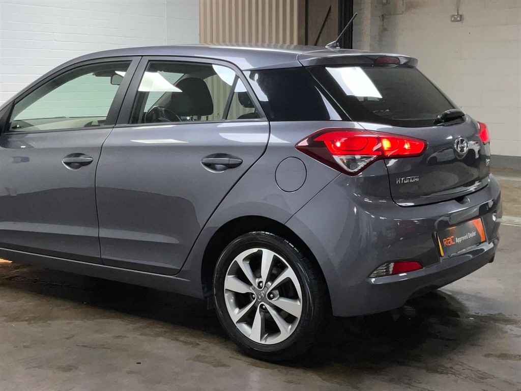 Used Hyundai i20 2016 for sale - 76172534: Photo 20