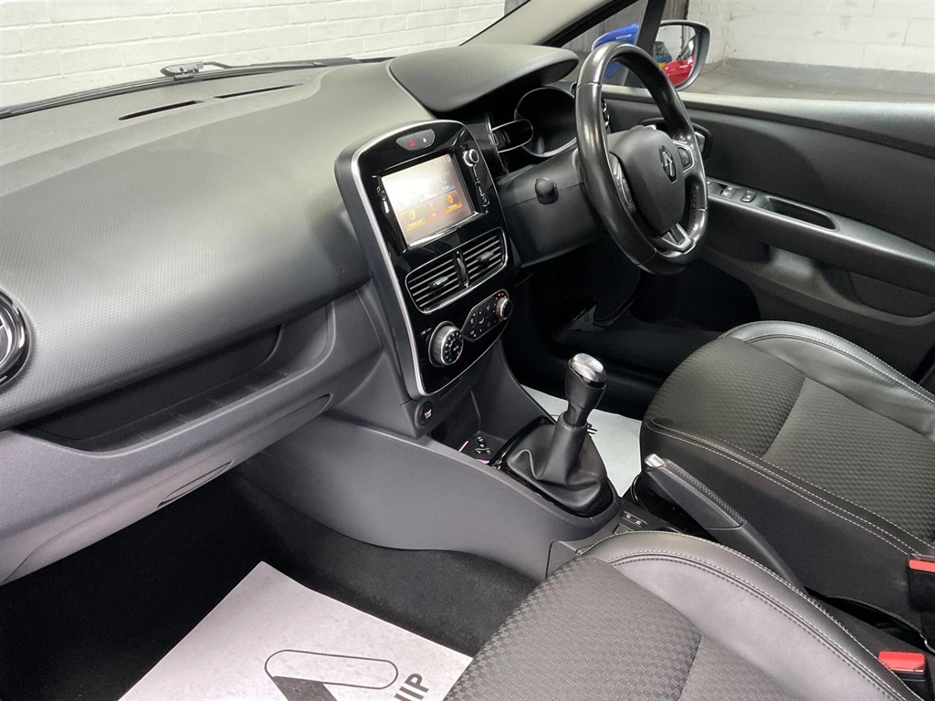 Used Renault Clio 2017 for sale - 77019972: Photo 25