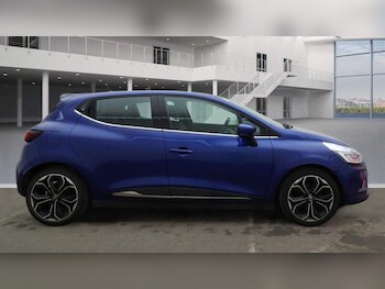 Used Renault Clio 2017 for sale - 77019972: Photo