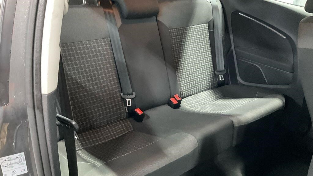 Used Volkswagen Polo 2014 for sale - 77198544: Photo 11