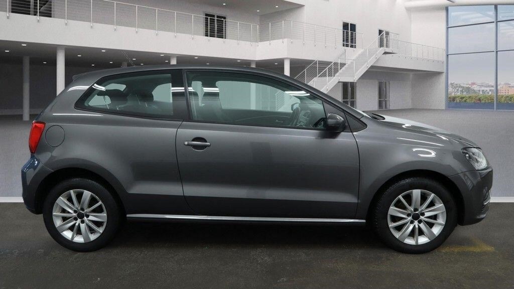 Used Volkswagen Polo 2014 for sale - 77198544: Photo 4