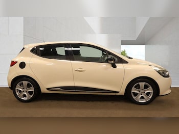 Used Renault Clio 2015 for sale - 79274880: Photo