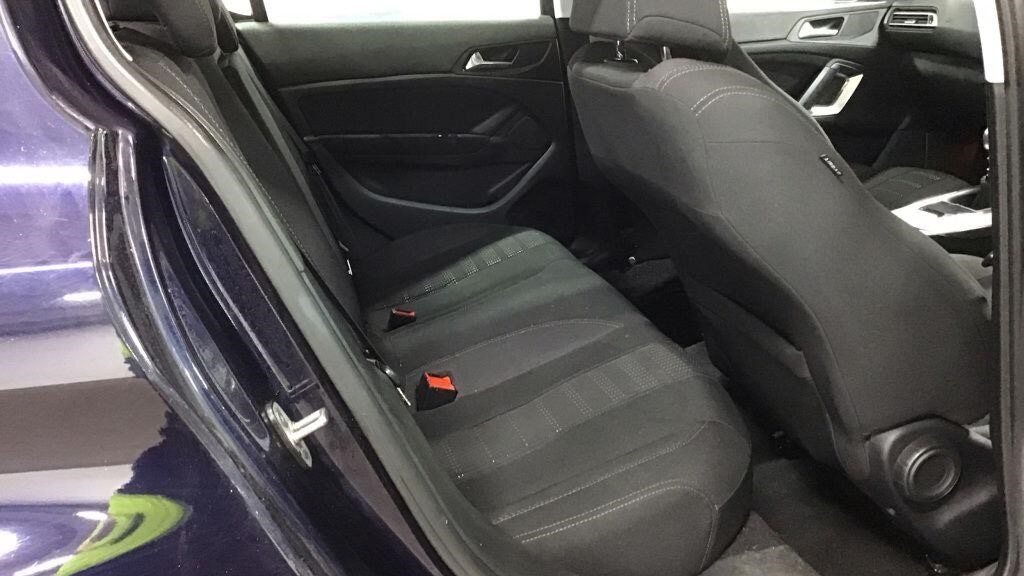 Used Peugeot 308 2017 for sale - 77319205: Photo 11