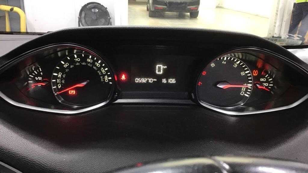 Used Peugeot 308 2017 for sale - 77319205: Photo 14