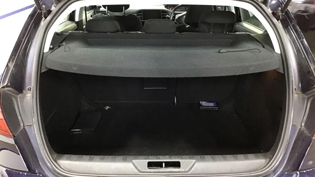 Used Peugeot 308 2017 for sale - 77319205: Photo 16