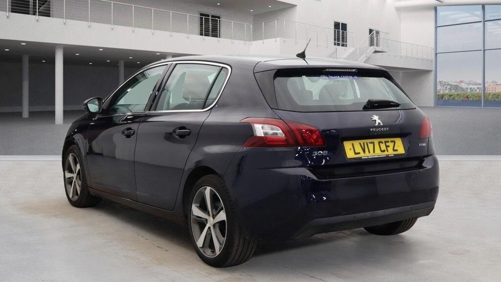 Used Peugeot 308 2017 for sale - 77319205: Photo 7