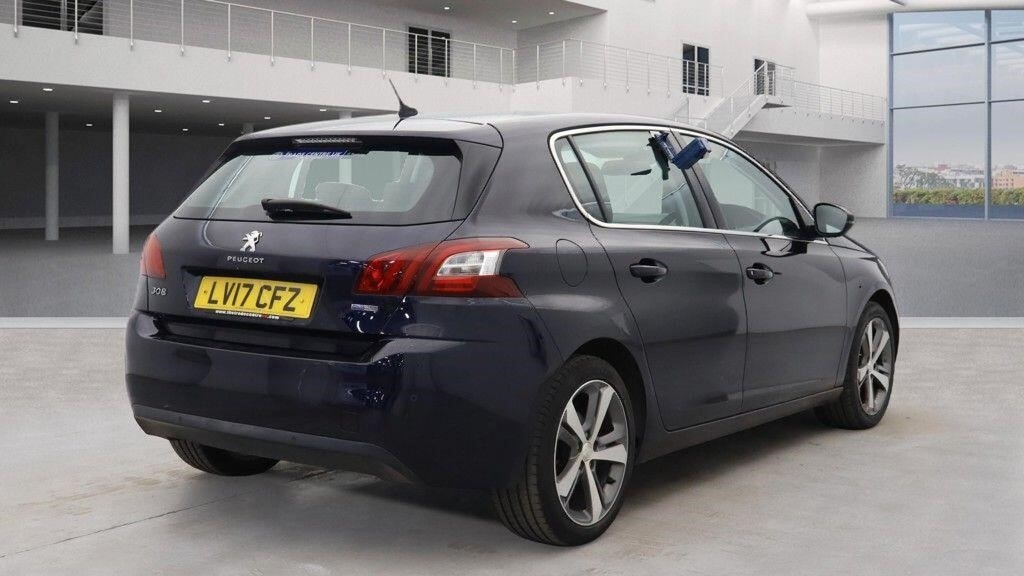 Used Peugeot 308 2017 for sale - 77319205: Photo 8