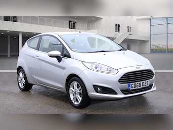 Used Ford Fiesta 2016 for sale - 76534122: Photo