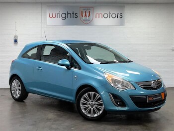 Vauxhall - Corsa
