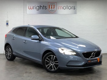 Used Volvo V40 2016 for sale - 75570673: Photo