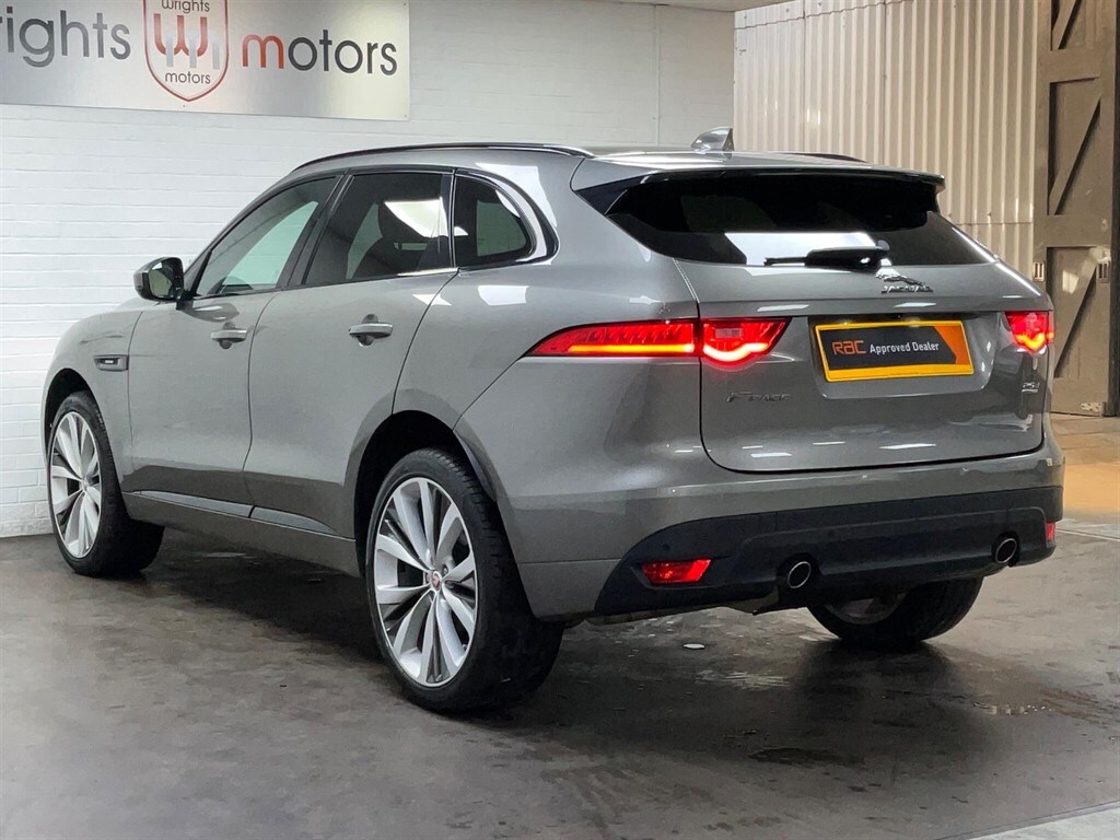 Used Jaguar F-Pace 2017 for sale - 76344237: Photo 18