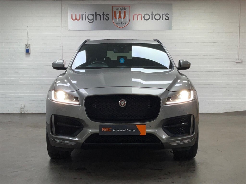 Used Jaguar F-Pace 2017 for sale - 76344237: Photo 5