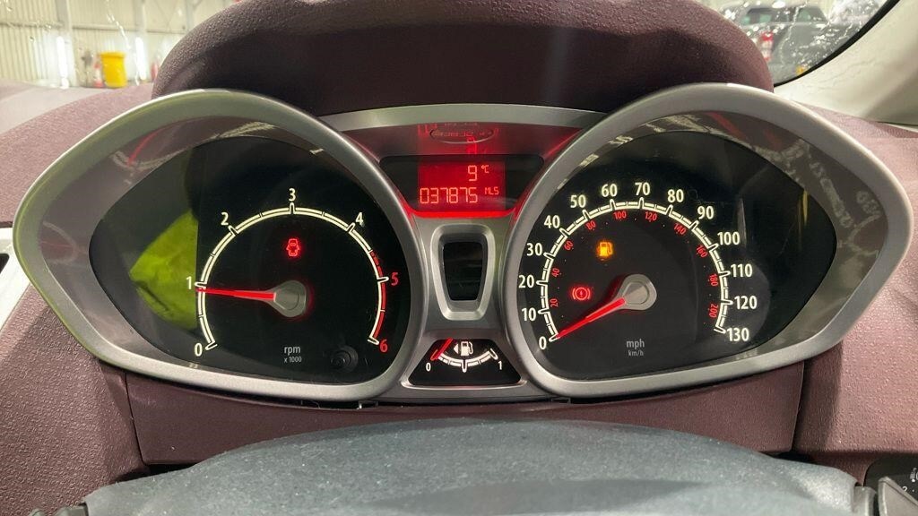 Used Ford Fiesta 2010 for sale - 76928318: Photo 14