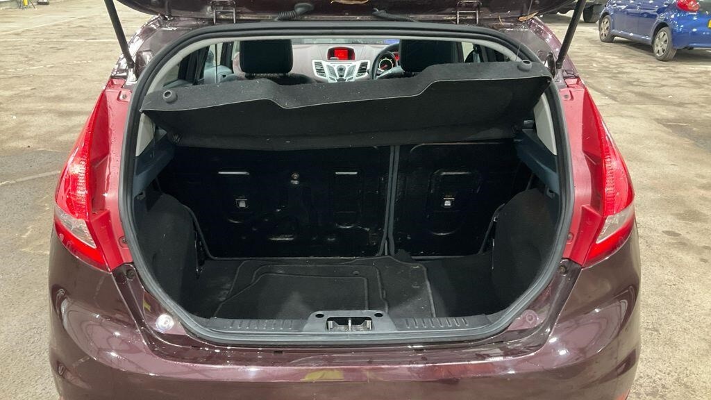 Used Ford Fiesta 2010 for sale - 76928318: Photo 16