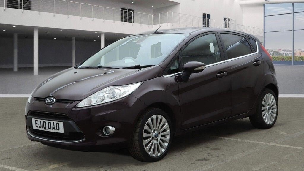 Used Ford Fiesta 2010 for sale - 76928318: Photo 2