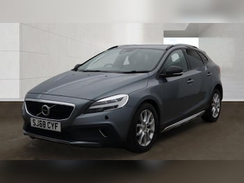 Used Volvo V40 2019 for sale - 78478833: Photo