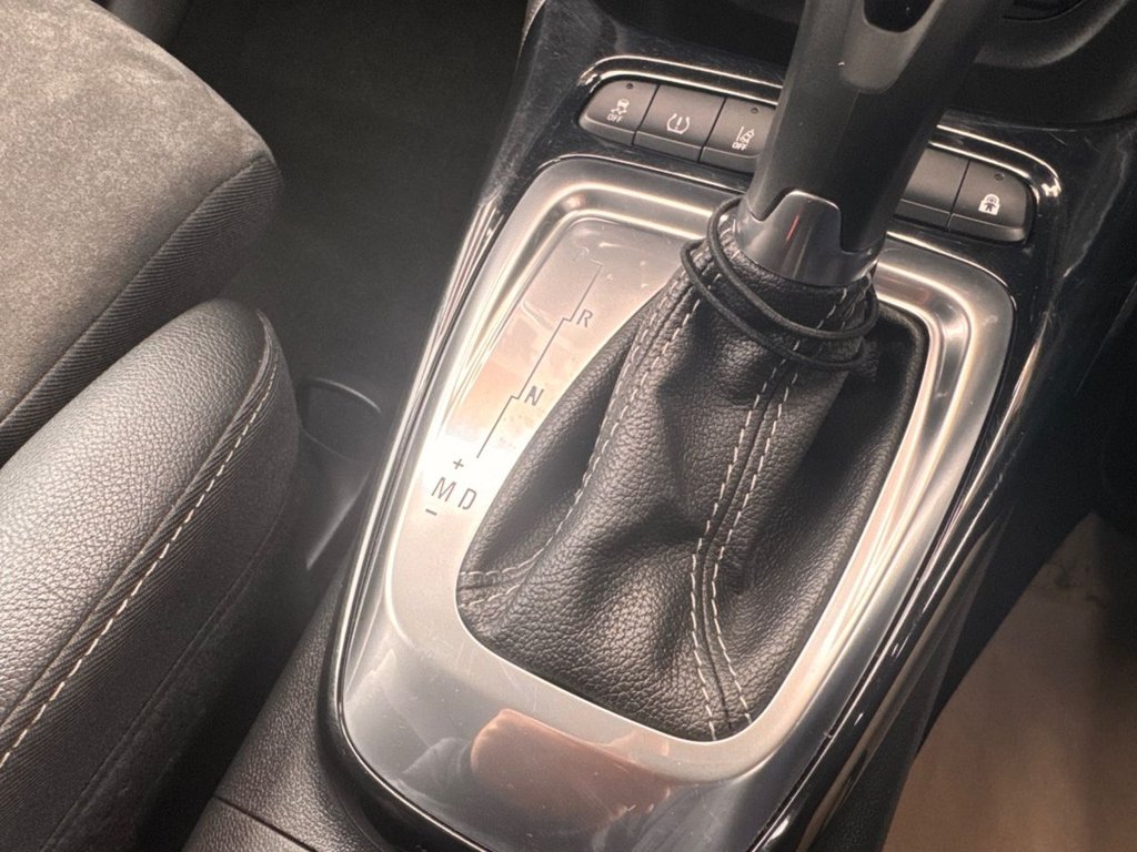 Used Vauxhall Crossland 2022 for sale - 77319627: Photo 31