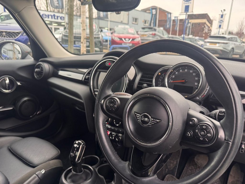 Used MINI Hatch 2018 for sale - 77038422: Photo 13