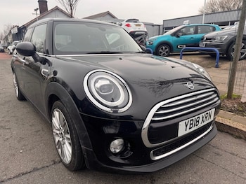 Used MINI Hatch 2018 for sale - 77038422: Photo