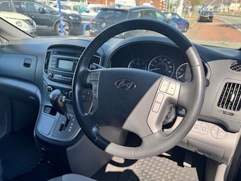 Used Hyundai i800 2017 for sale - 78382629: Photo