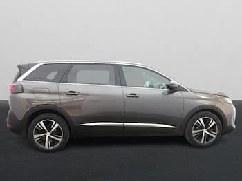 Used Peugeot 5008 2023 for sale - 79835556: Photo
