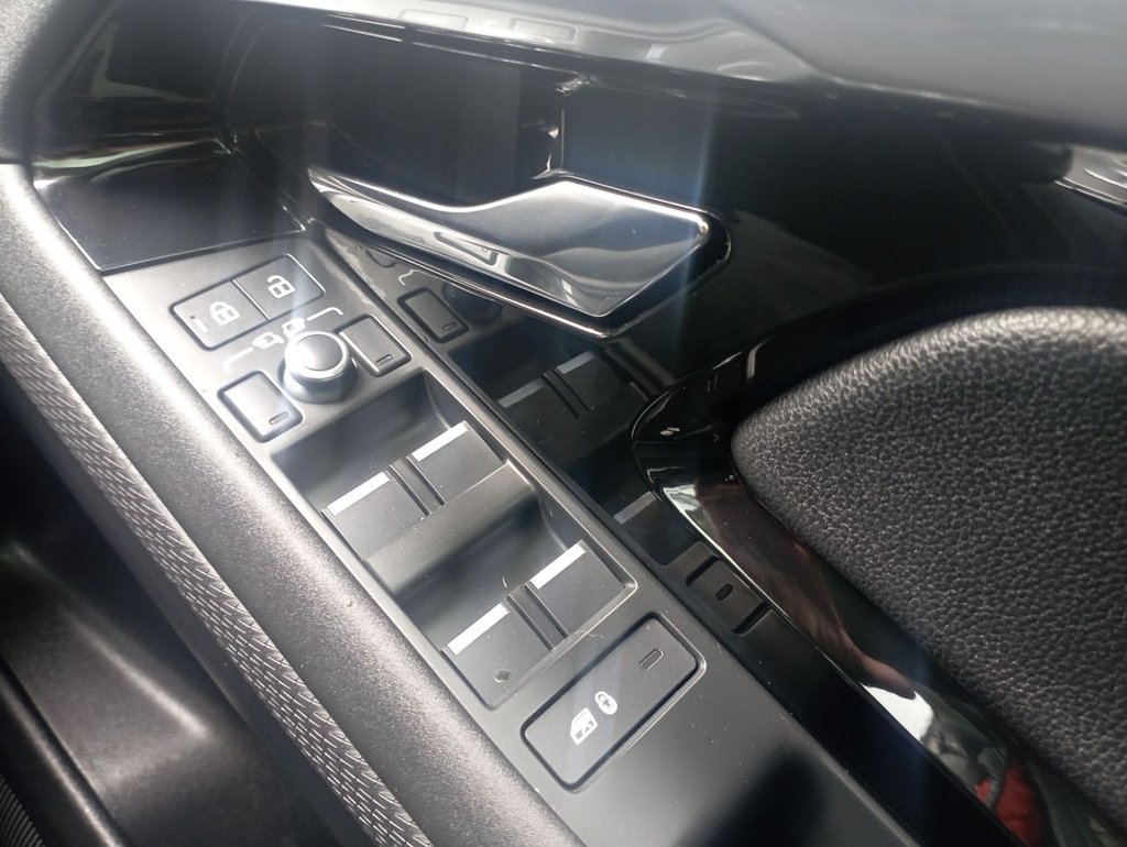 Used Land Rover Range Rover Evoque 2021 for sale - 77666625: Photo 6
