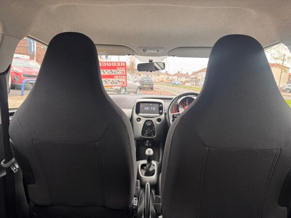 Used Toyota AYGO 2015 for sale - 76313177: Photo 15